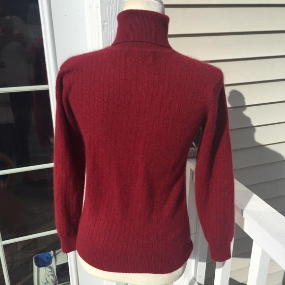 Lord & Taylor Cashmere Sweater - Picture 4 of 8